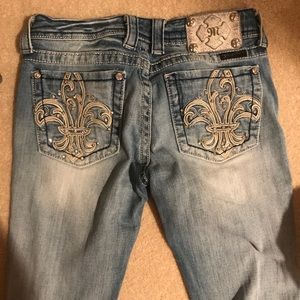 Light wash Miss Me jeans!